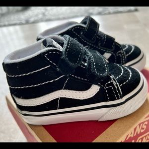 Toddler SK8 Mid V Shoes size 4
